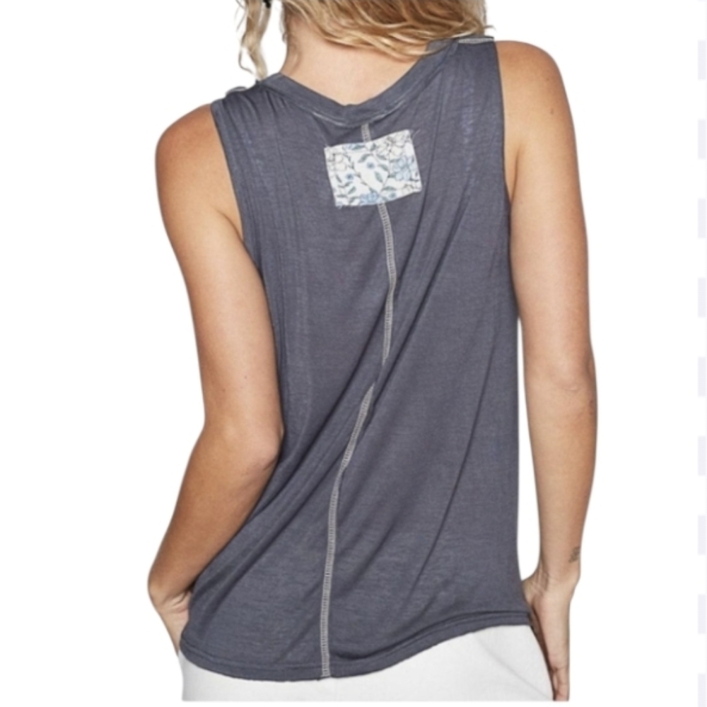 POL Round Neck Front Pocket Sleeveless Tank Size Large NWOT - Picture 3 of 7